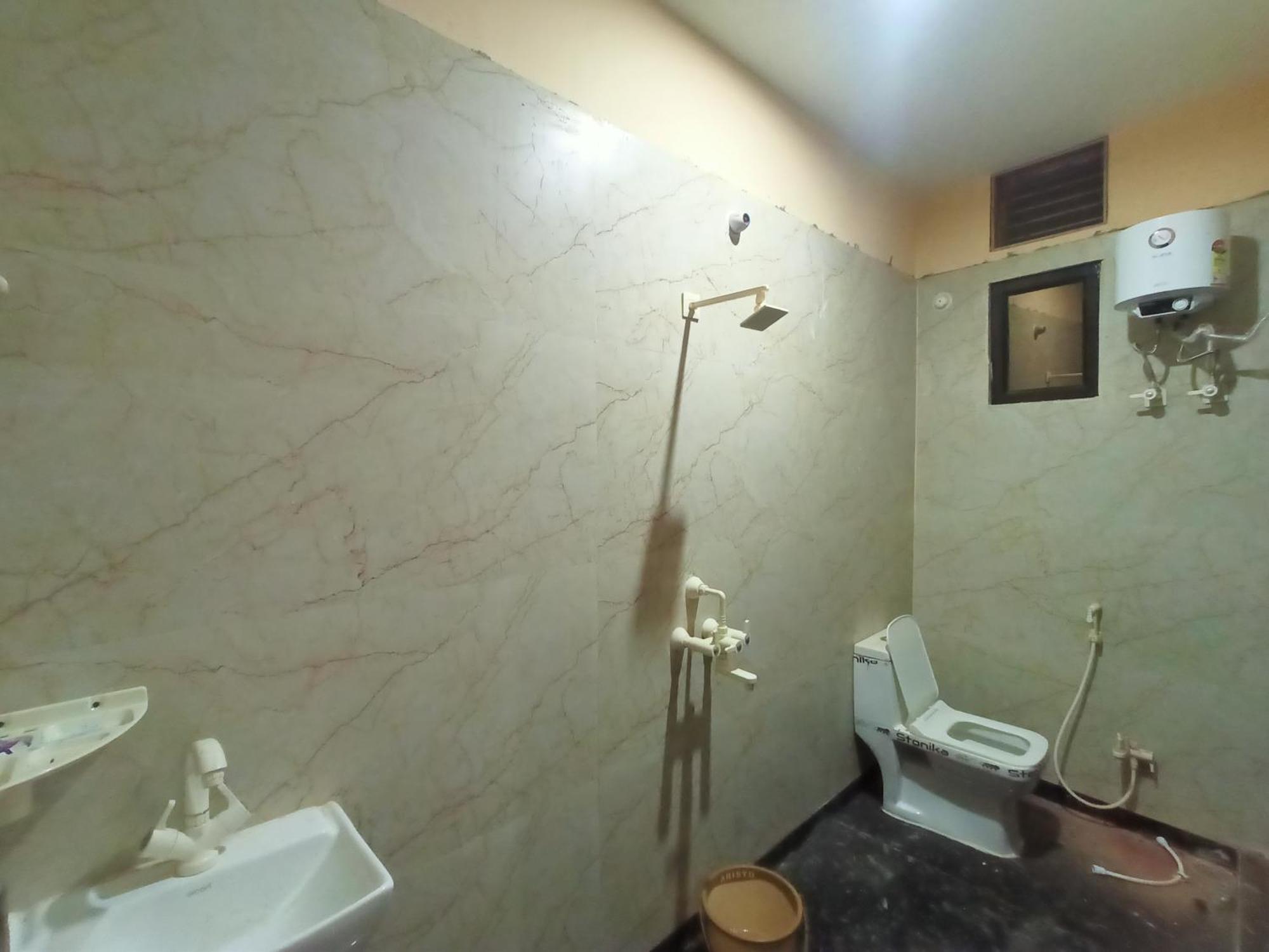 Shri Janki Vatika Guest house *