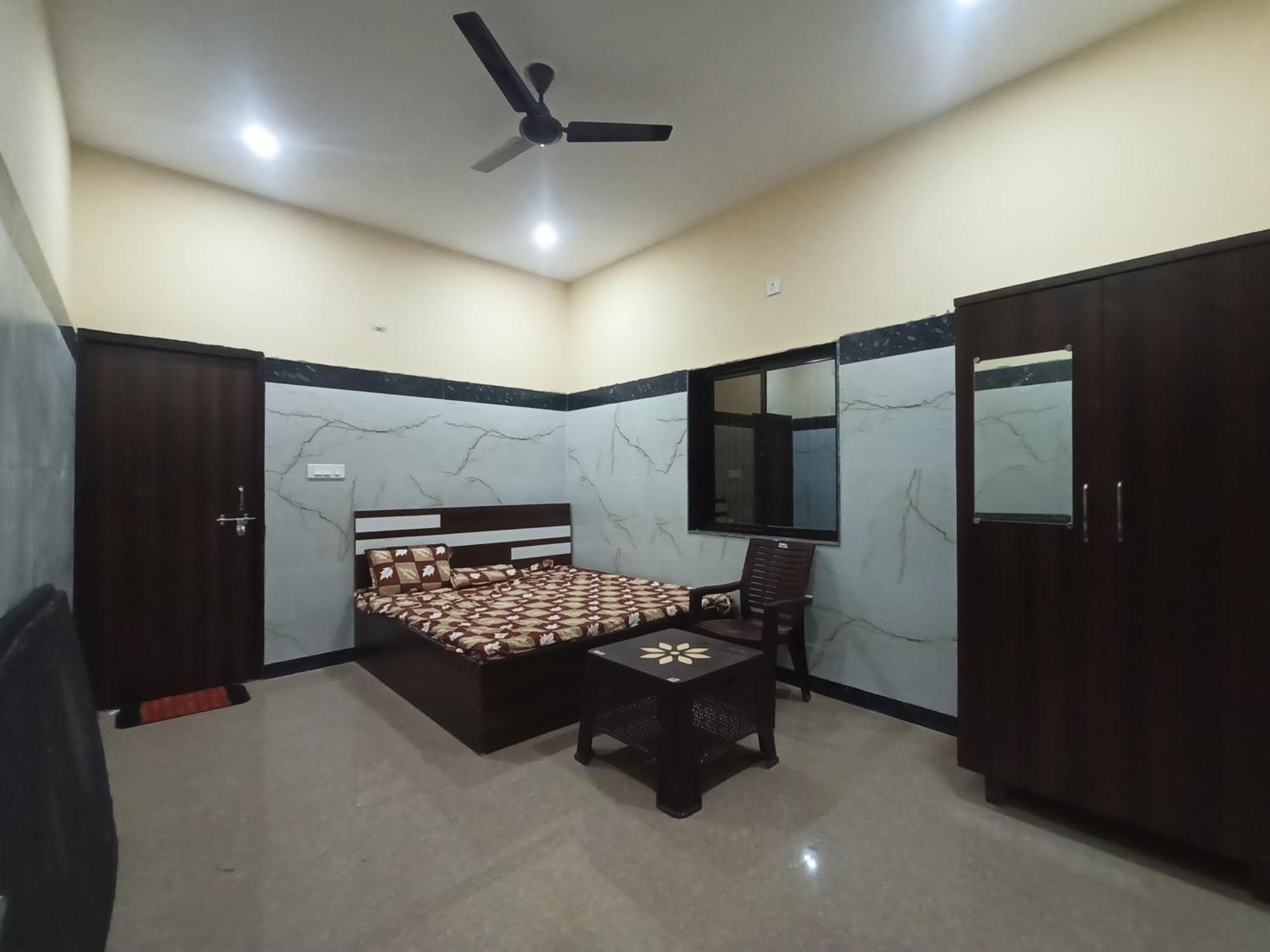 Shri Janki Vatika Guest house